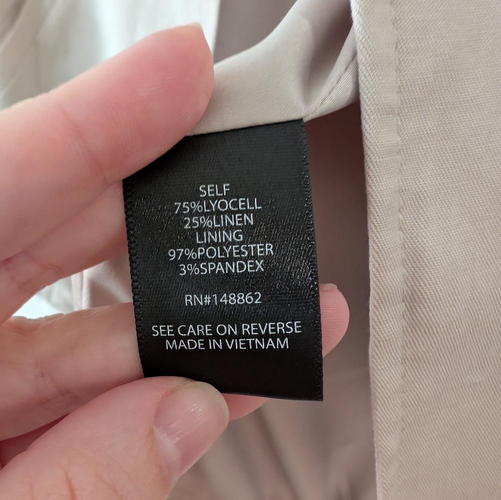 Torrid linen blend relaxed fit blazer NWOT - Picture 4 of 9